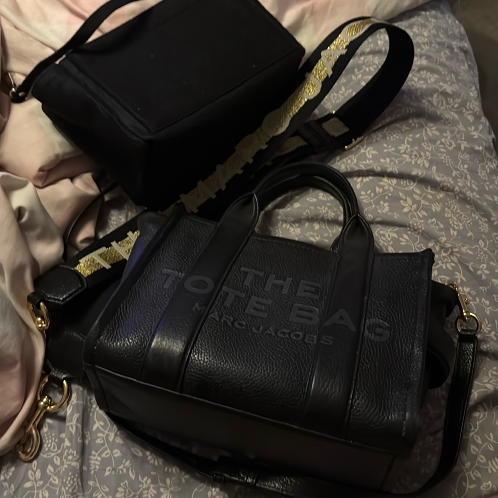 Marc Jacob’s The Tote Bag small tote in black leather